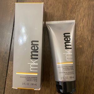 New Mary Kay Men facial hydrator SPF 30